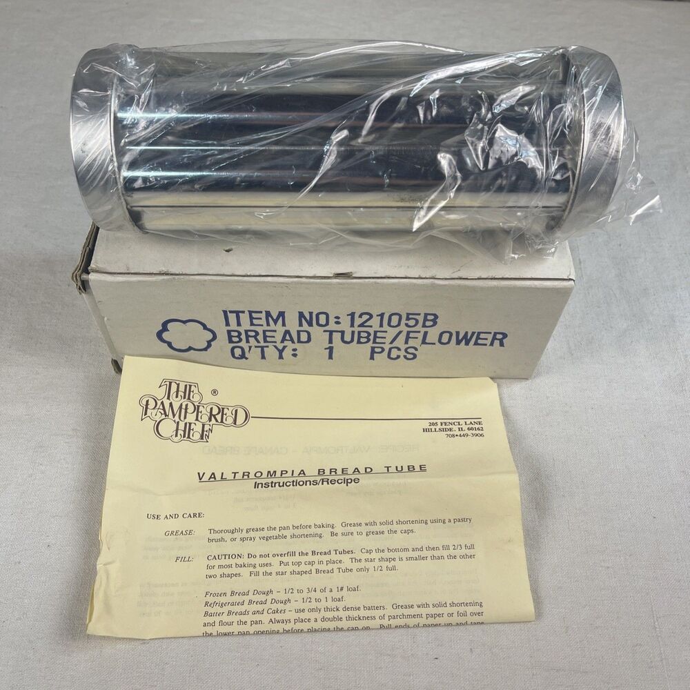 NEVER USED! Pampered Chef Valtrompia Bread Tube Flower 12105B